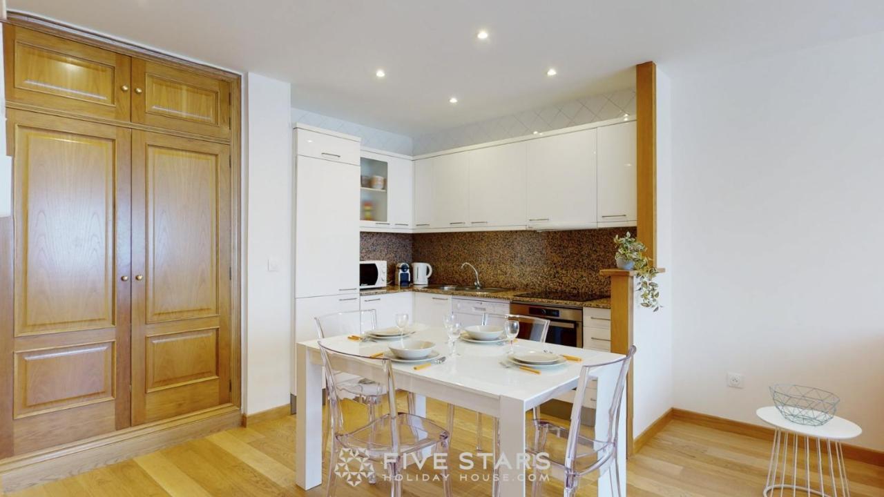 Zhara Suite Five Stars Holiday House - Generale ニース エクステリア 写真