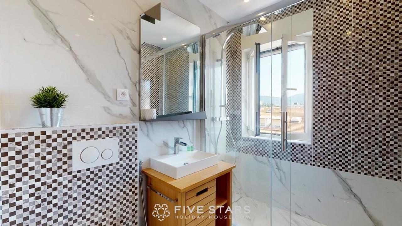 Zhara Suite Five Stars Holiday House - Generale ニース エクステリア 写真
